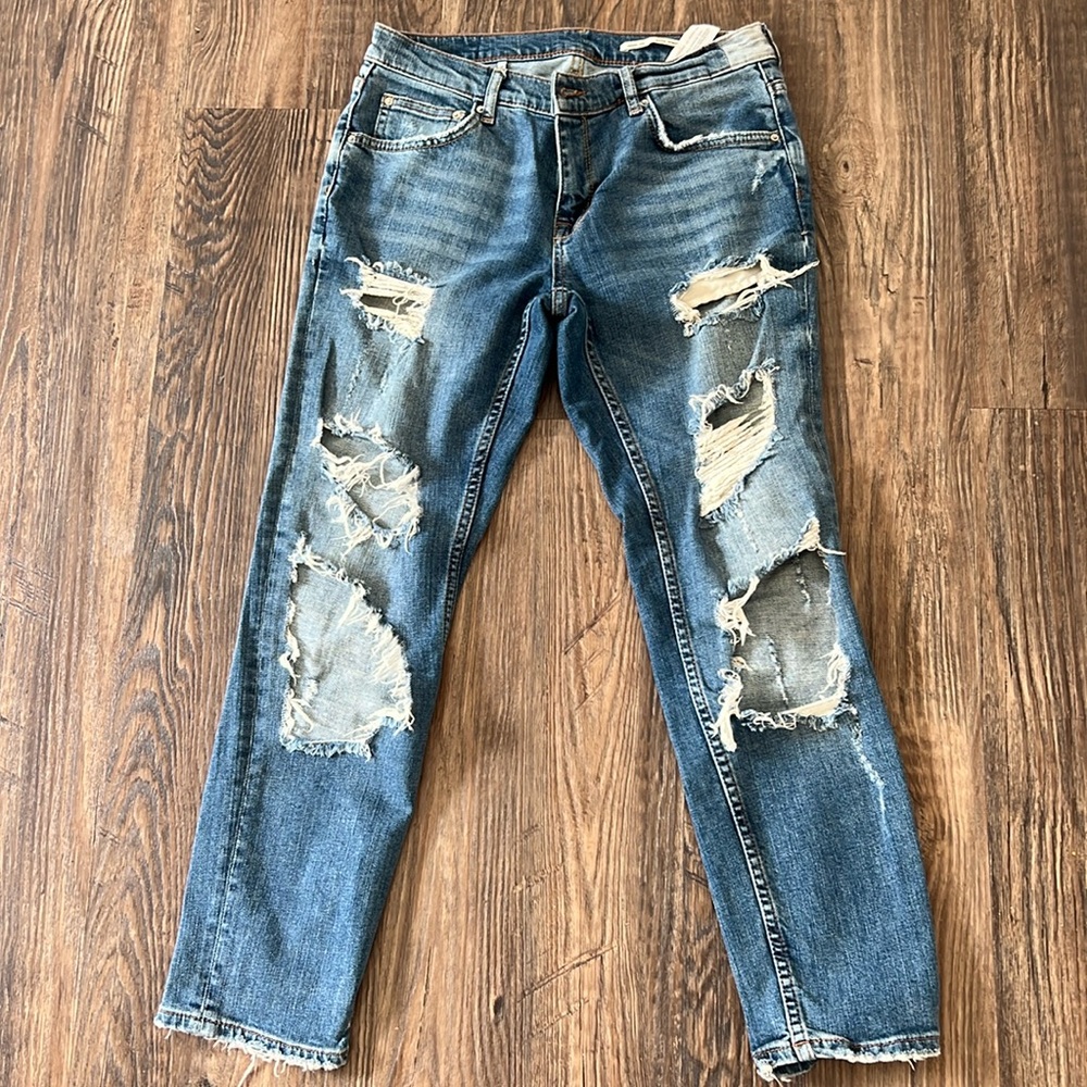 Zara Distressed Relax Fit Jeans